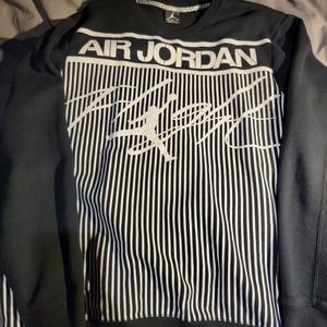 Jordan black crewneck sweater